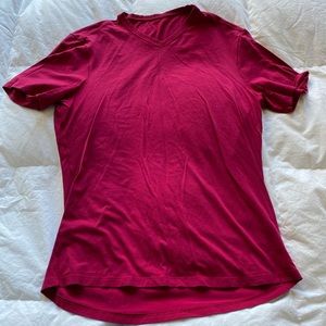 Lululemon Mens Medium 5 Year Basic V